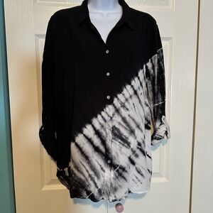 Jane and Delancey Women's‎ Button Down Tye Dye Size Large